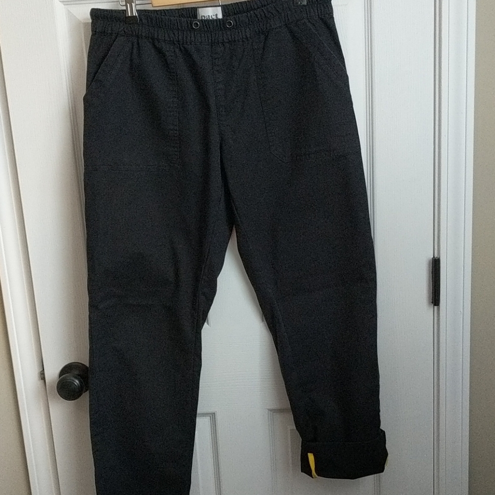 Pact woven roll up pants black M